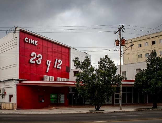 Ir al cine: ¿Un oficio del siglo xx?