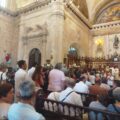 Feligreses asisten a una misa en la Catedral de La Habana